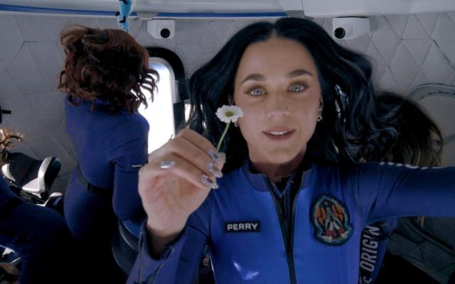 🚀 ¿Estamos cerca de viajar al espacio como turistas? El caso de Katy Perry